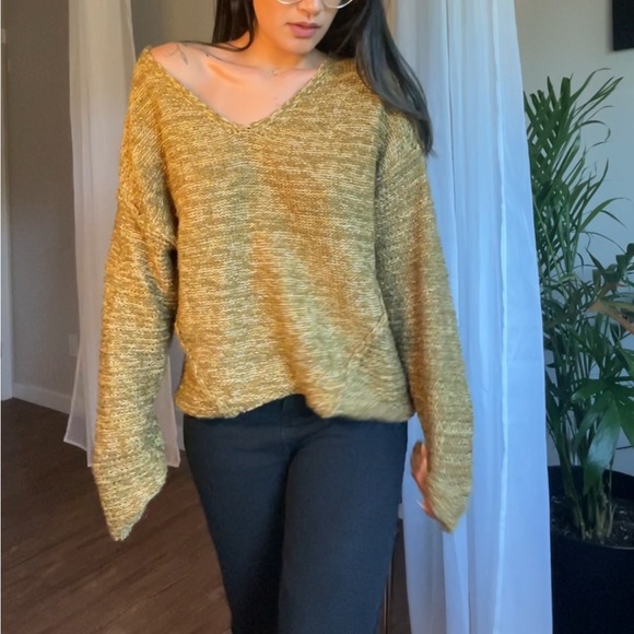 Universal thread green slouchy sweater - Picture 3 of 5